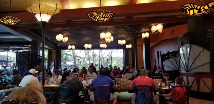 7 of Our Favorite Restaurants on Disney World's Monorail Line 2