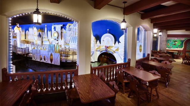 Disney World Dining on a Budget- Magic Kingdom Edition 1