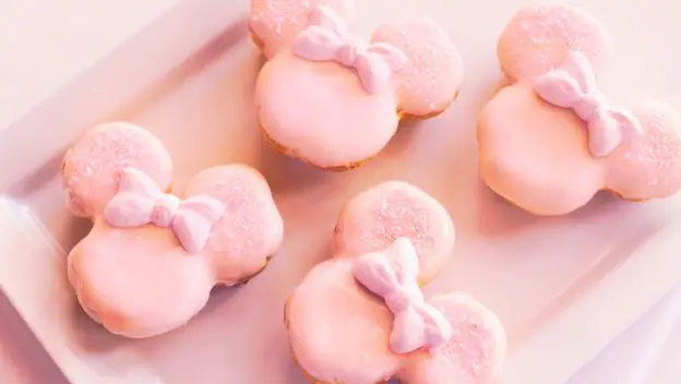 10 Incredible Millennial Pink Treats Now Available at Walt Disney World Resort 1