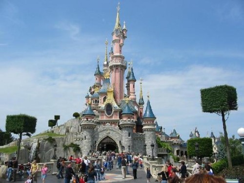26 Reasons Why We Love Disneyland Paris 7