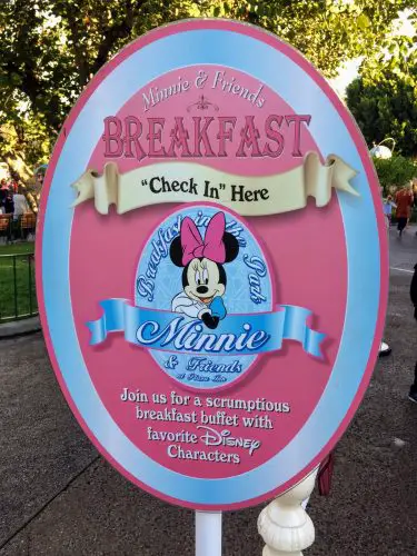Minnie & Friends Breakfast at Disneyland