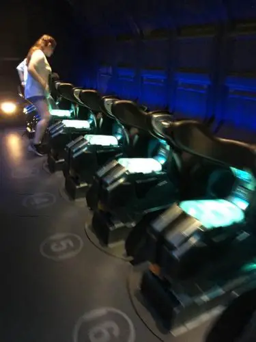 Avatar flight of passage ride vehicles