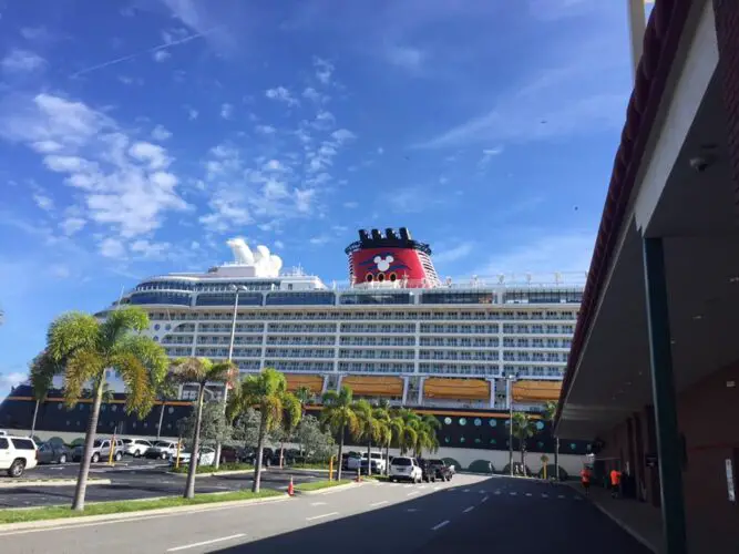 Disney Cruise Line Check-In & Arrival at Port Canaveral 1