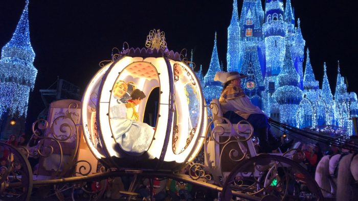 5 Great Reasons to Visit Mickey’s Very Merry Christmas Party!! 2