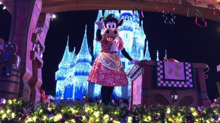 5 Great Reasons to Visit Mickey’s Very Merry Christmas Party!! 1