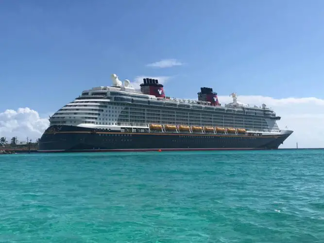 Top 5 Disney Cruise Line Vacations This Year! 1