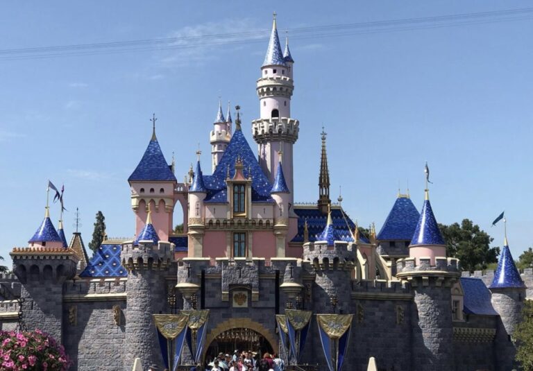 disneyland 1