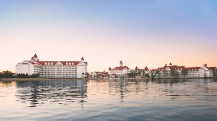 Which Hotels are Closest to each Park at Walt Disney World? 2