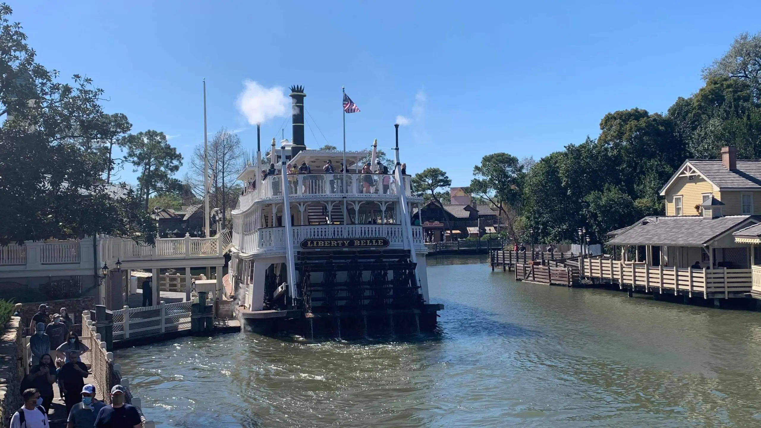 Liberty Belle Made Her Way Back To Rivers Of America!