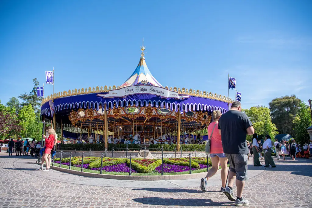 Tips for Young Families visiting Disneyland 3