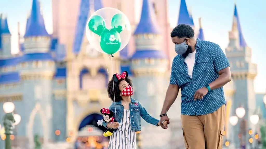 When do you have to wear Face Masks at the Disney Theme Parks 1