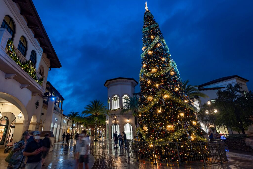 The Holiday Season Returns to Walt Disney World this November 6
