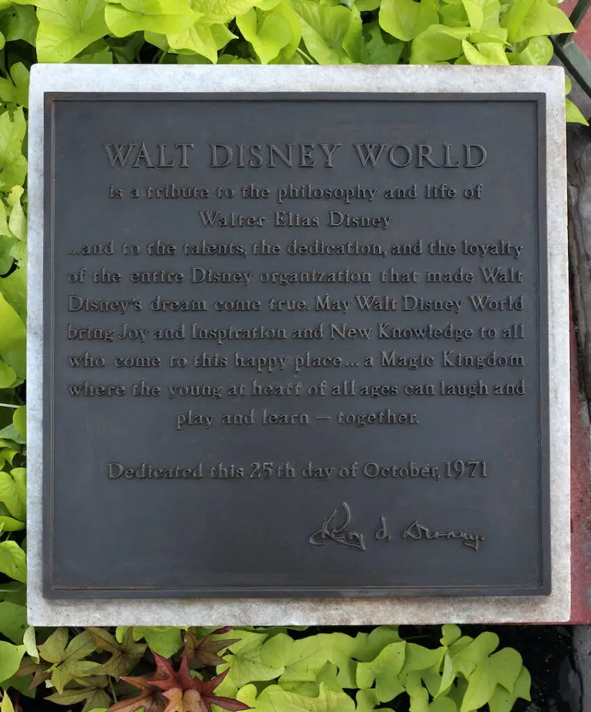 Remembering the Walt Disney World dedication with Roy Disney 2
