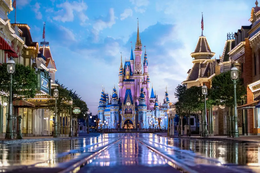 Best dates to visit Disney World in 2021 - 2022 1
