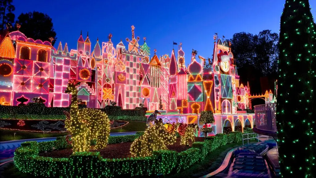 Why Disney World needs an It's a Small World Holiday Overlay 1