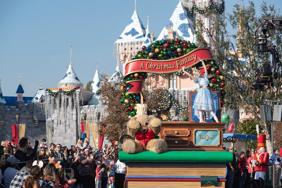 Disney Parks Christmas Day Parade