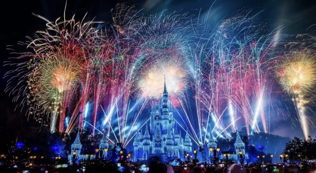 5 Best Disney World Hotels to see the Fireworks 8
