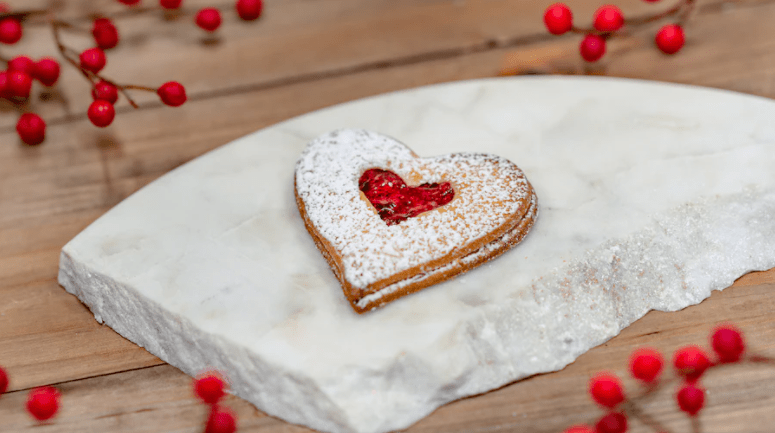 Valentine's Day Snacks and Treats at the Disney Parks around the Globe 32