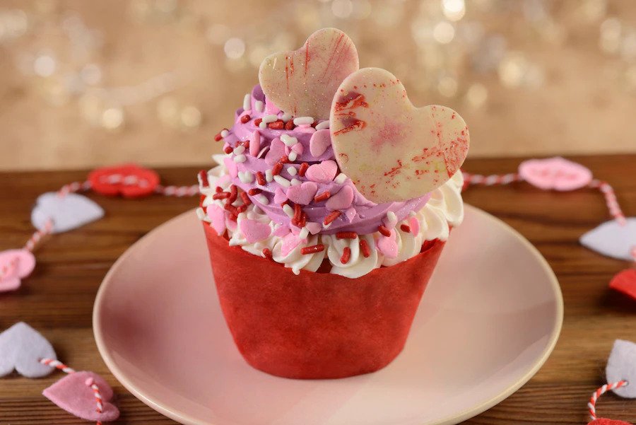 Valentine's Day Snacks and Treats at the Disney Parks around the Globe 15