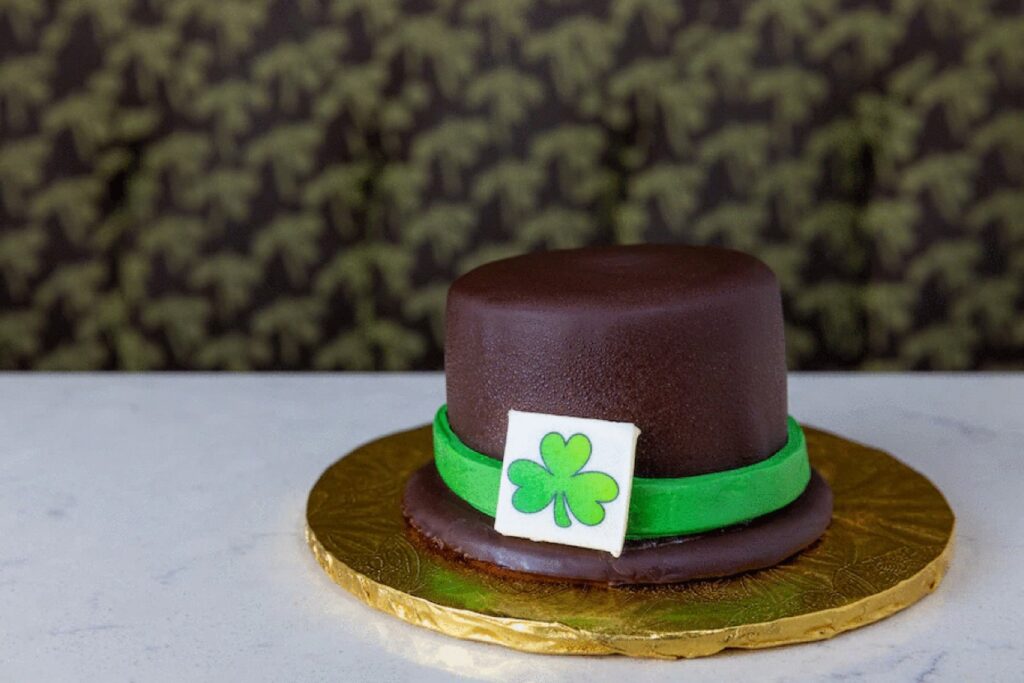 Food and Drinks Guide to St. Patrick’s Day 2022 at Disney World and Disneyland Resort 12