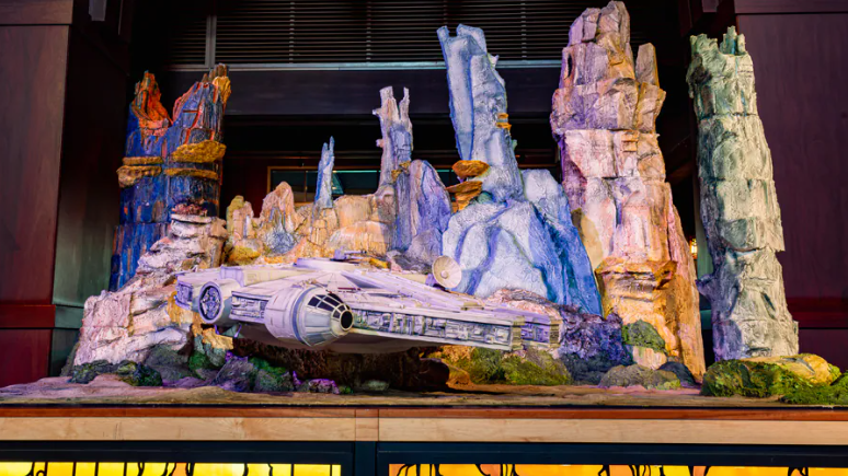 Feel the Force with these Star Wars Eats and Treats at Disney Parks 8