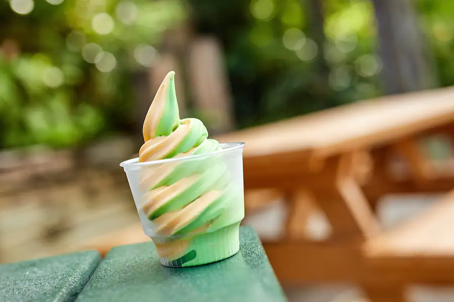 Celebrate Dole Whip Day with Treats at Disney Resorts 5
