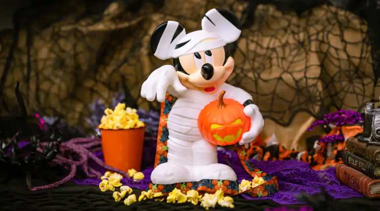 Ghoulish Halloween Treats Coming to Disneyland this Fall 11