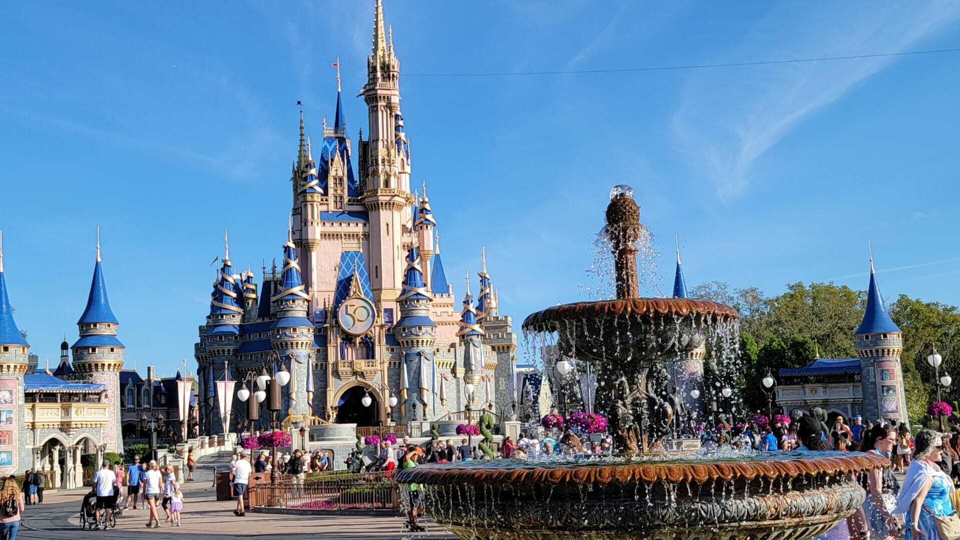 When will 2024 Vacation Packages open for Disney World?