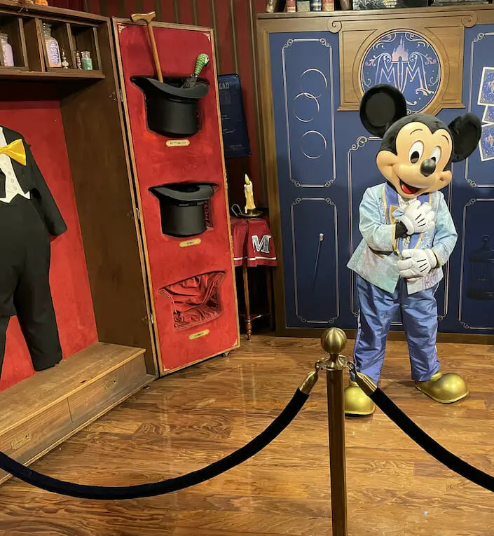 Mickey Character Meet