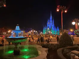 Mickeys Very Merry Christmas Party 2