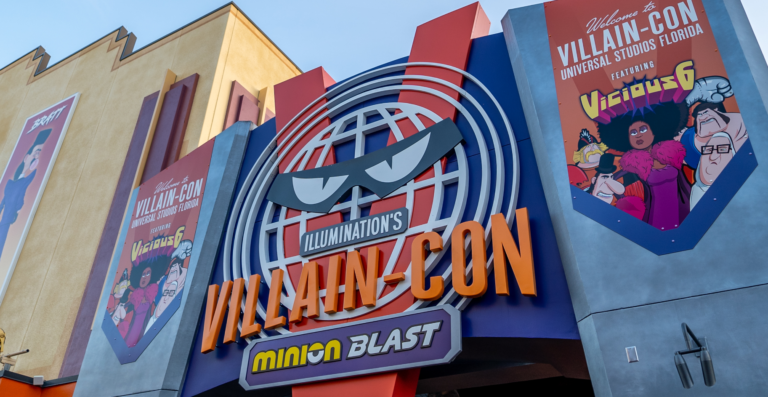 minion land opening 1