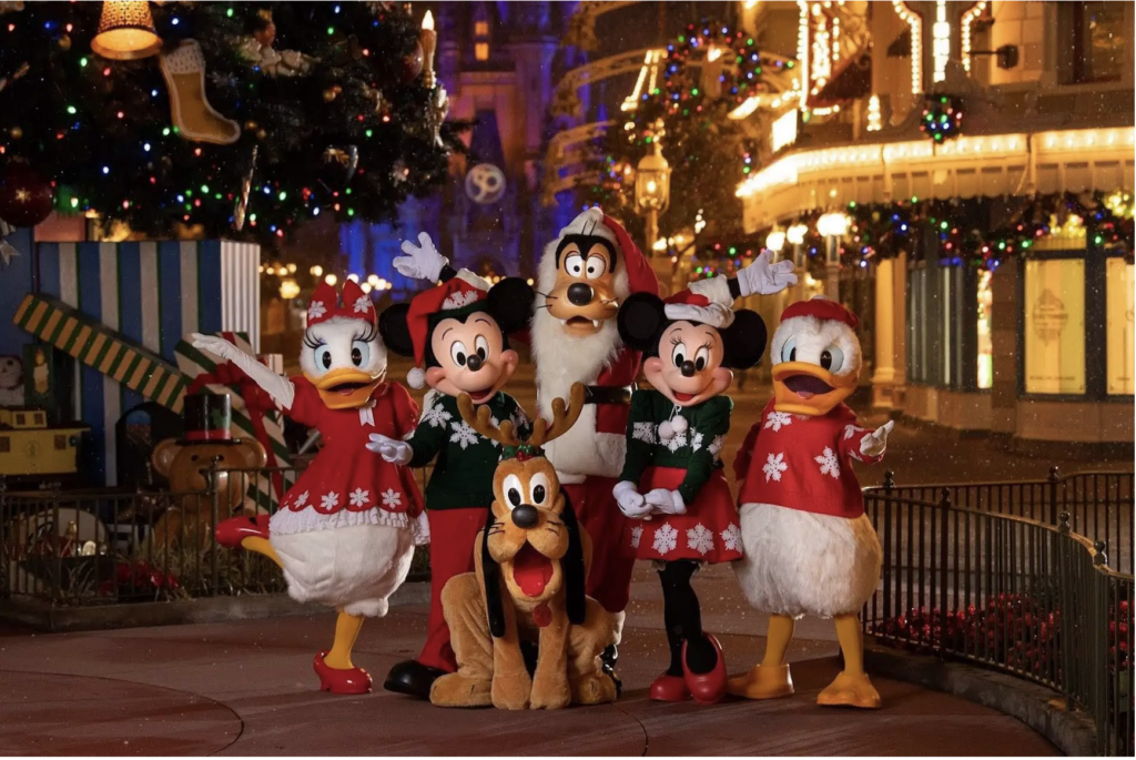 Top tips for Experiencing Mickey’s Very Merry Christmas Party