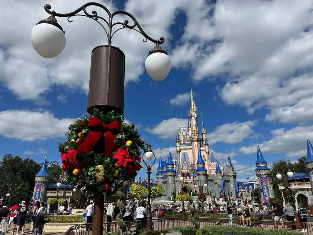 When Do Christmas Decorations Come Down at Disney World Theme Parks and