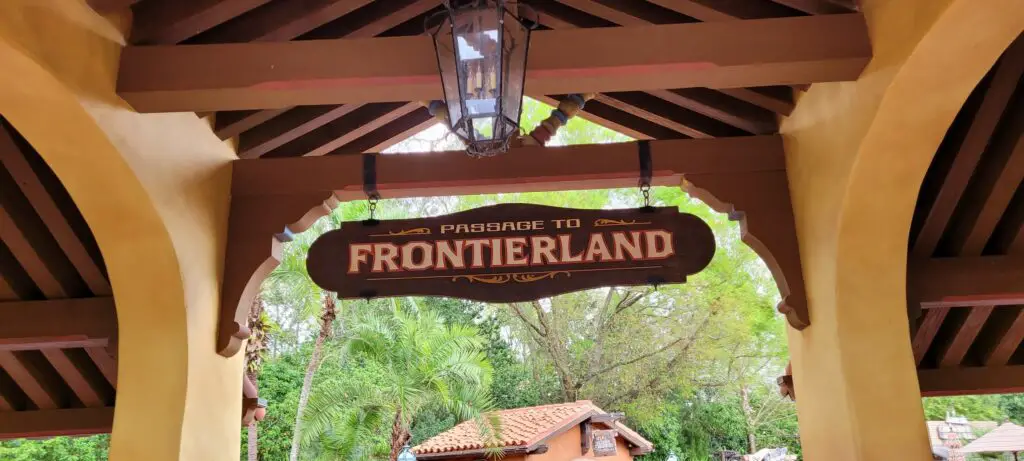 frontierland sign