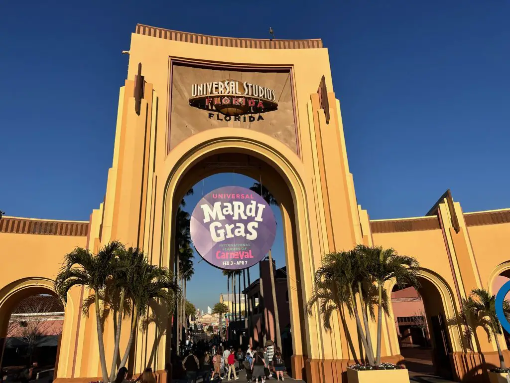 universal mardi gras entrance