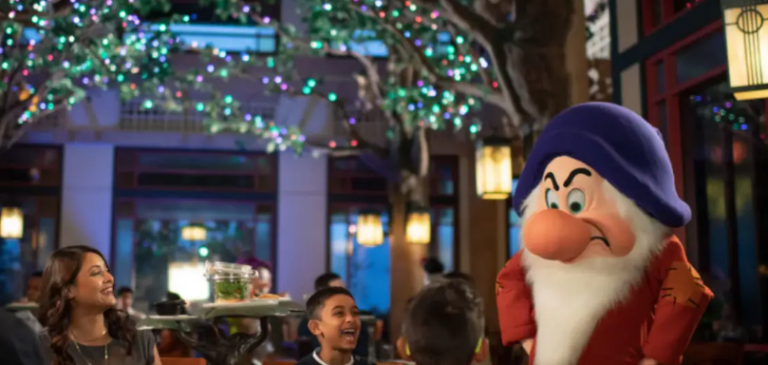 character dining