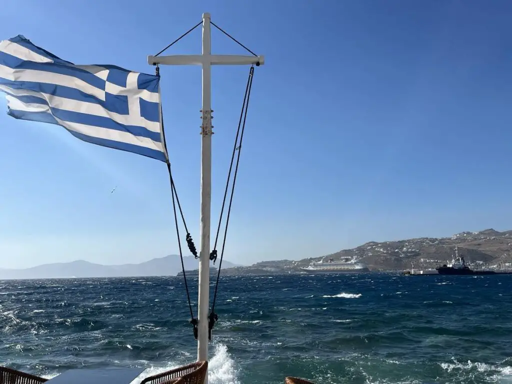 cruise greek flag