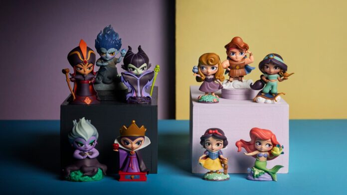 figurines