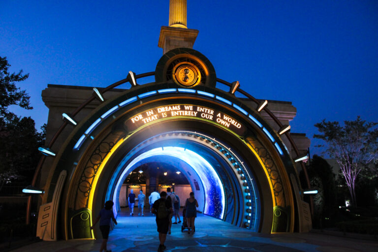 A Deep Dive into The Wizarding World of Harry Potter – Ministry of Magic at Epic Universe