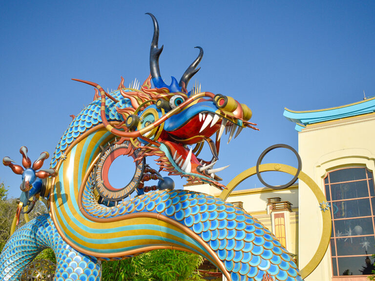 The Blue Dragon Pan-Asian Restaurant at Epic Universe Promises a Fire-Breathing Feast of Flavors